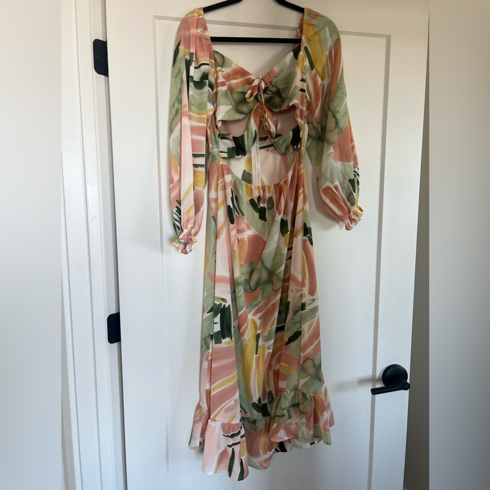 Cutout Abstract Midi Dress - size medium
